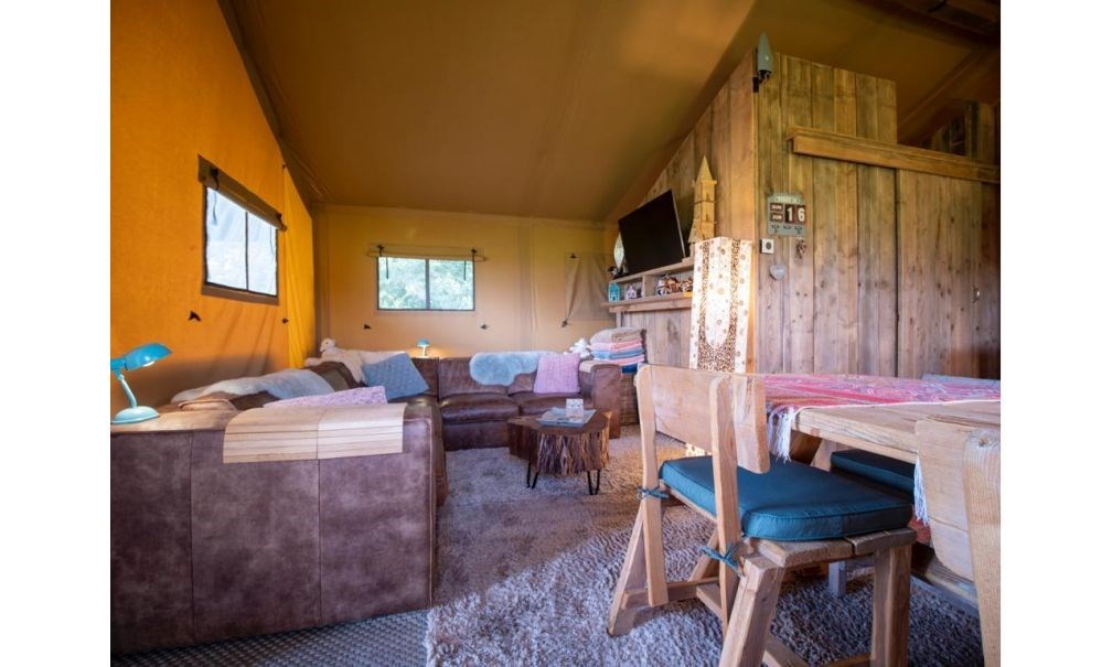 Safaritent in de natuur